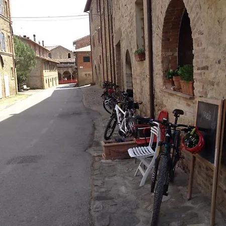 Alsoci-la Tasca Bed & Breakfast 3*